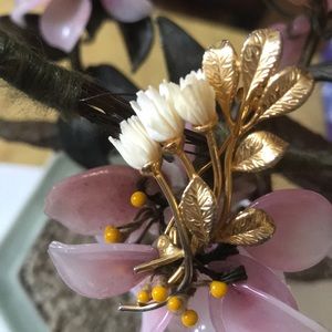 Vintage bone flower brooch